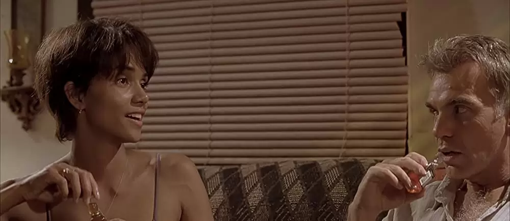 「チョコレート」ビリー・ボブ・ソーントン & ハル・ベリーの画像