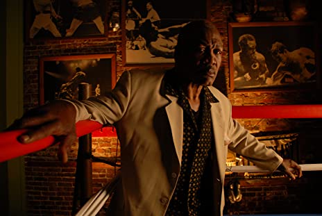 フェイシング・アリの画像