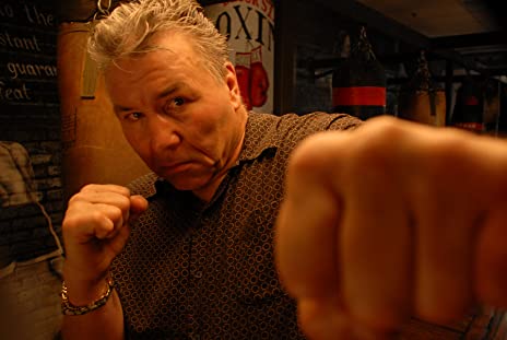 フェイシング・アリの画像