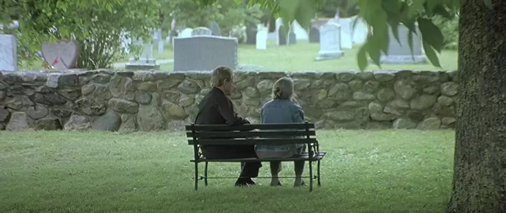 「イン・ザ・ベッドルーム」シシー・スペイセクの画像