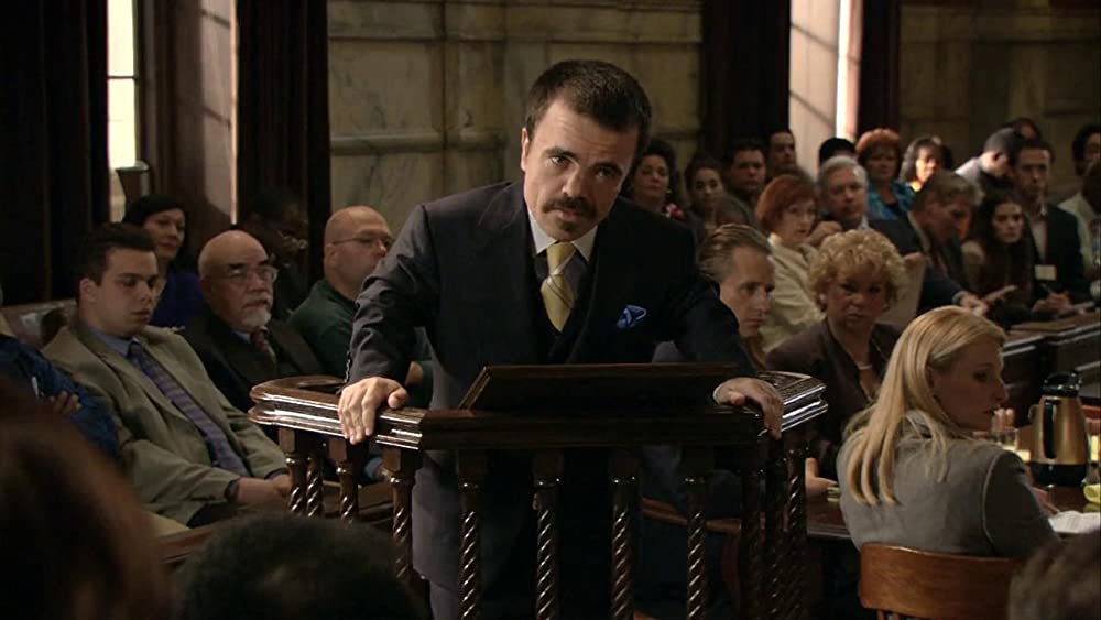 「コネクション マフィアたちの法廷」ピーター・ディンクレイジの画像