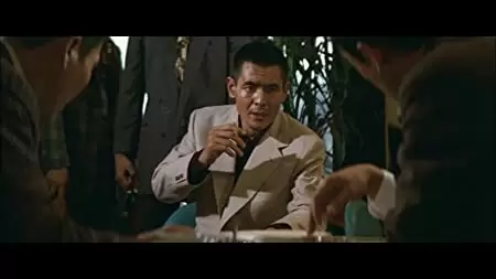 「新仁義なき戦い 組長の首」菅原文太の画像