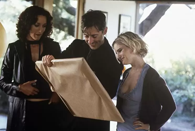 「アニバーサリーの夜に」ジェニファー・ジェイソン・リー & ジェニファー・ビールス & アラン・カミングの画像