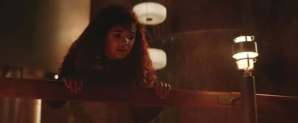 「スカイスクレイパー」マッケンナ・ロバーツの画像