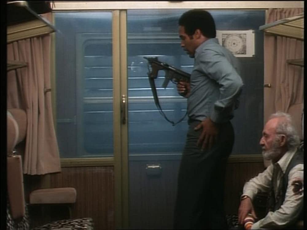 カサンドラ・クロスの画像