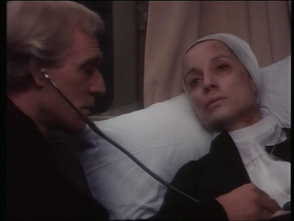 カサンドラ・クロスの画像