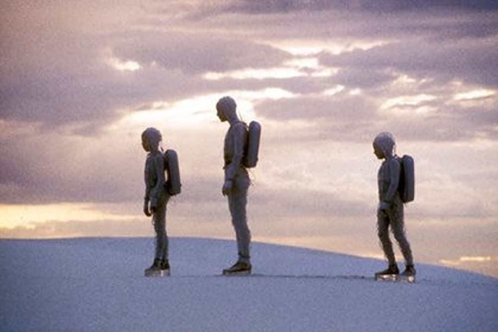 地球に落ちて来た男の画像