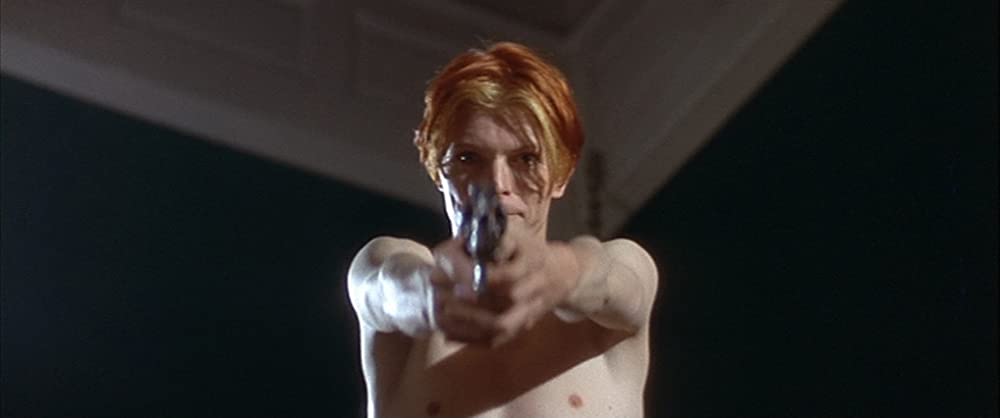 地球に落ちて来た男の画像