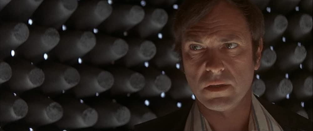 地球に落ちて来た男の画像