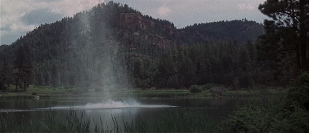 地球に落ちて来た男の画像