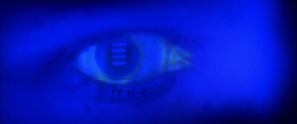 地球に落ちて来た男の画像