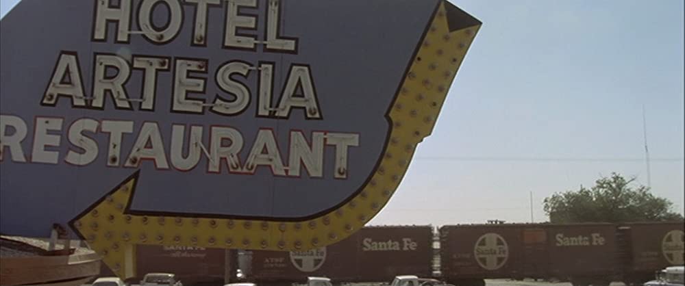 地球に落ちて来た男の画像