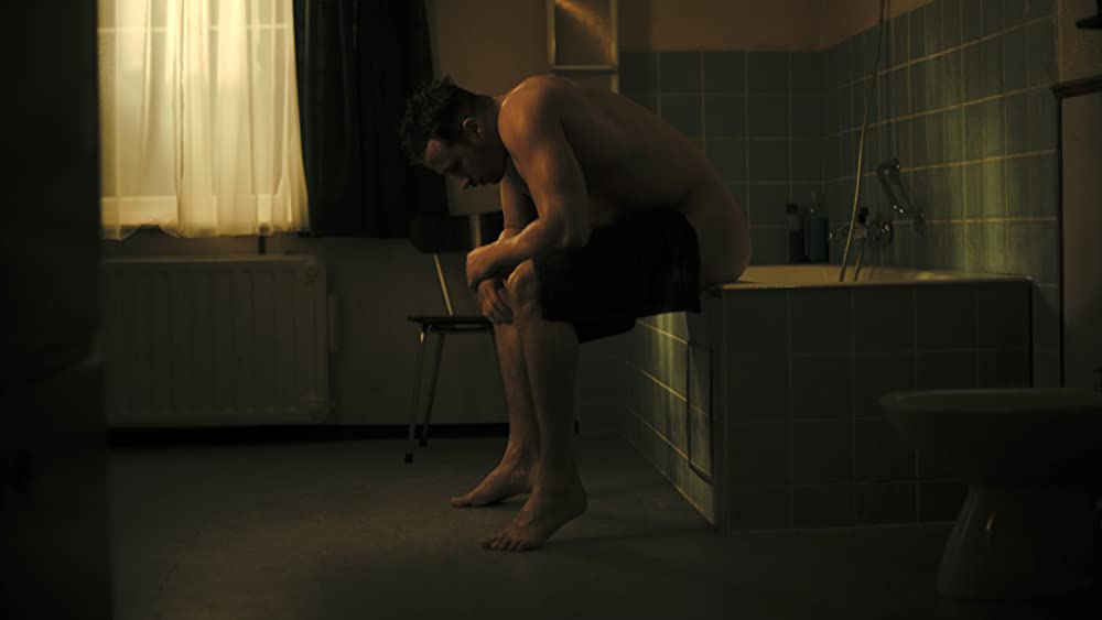 「闇を生きる男」マティアス・スーナールツの画像