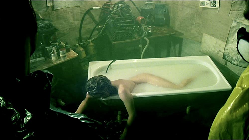 テール しっぽのある美女の画像