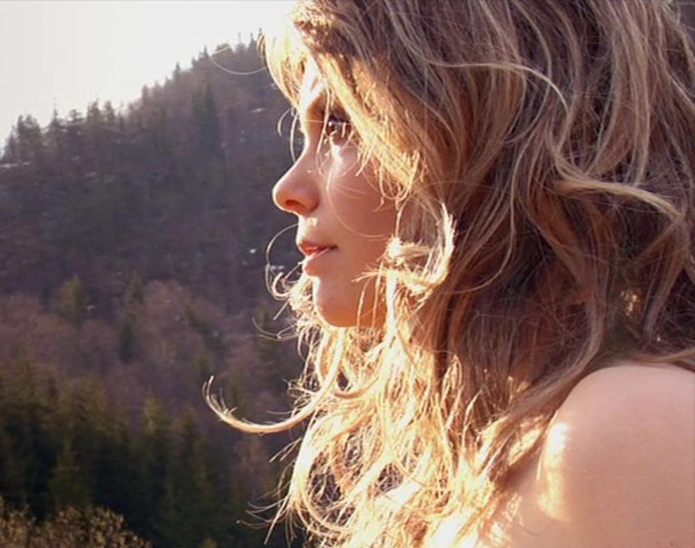 テール しっぽのある美女の画像