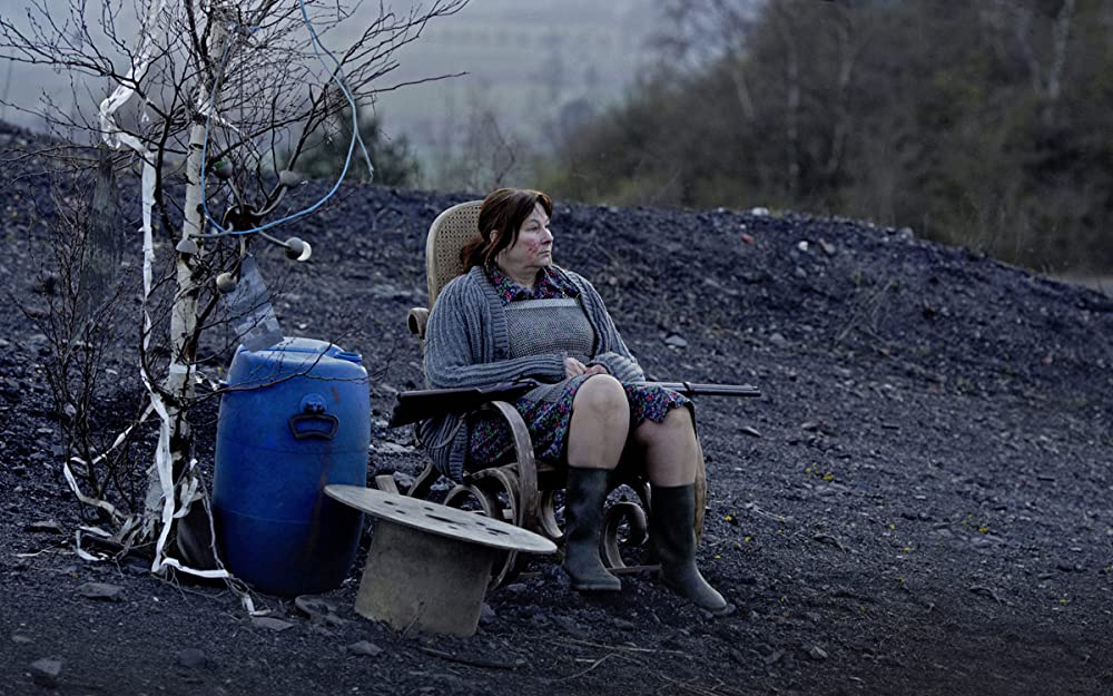 ザ・パック 餌になる女の画像