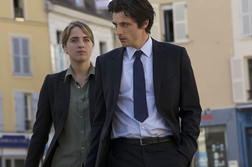 「黒いスーツを着た男」ラファエル・ペルソナス & アデル・エネルの画像