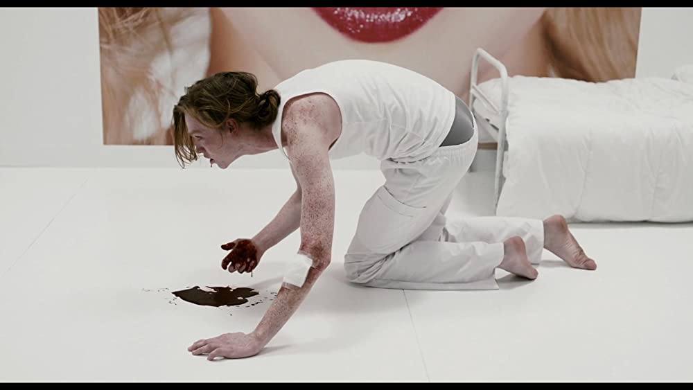 「アンチヴァイラル」ケイレブ・ランドリー・ジョーンズの画像