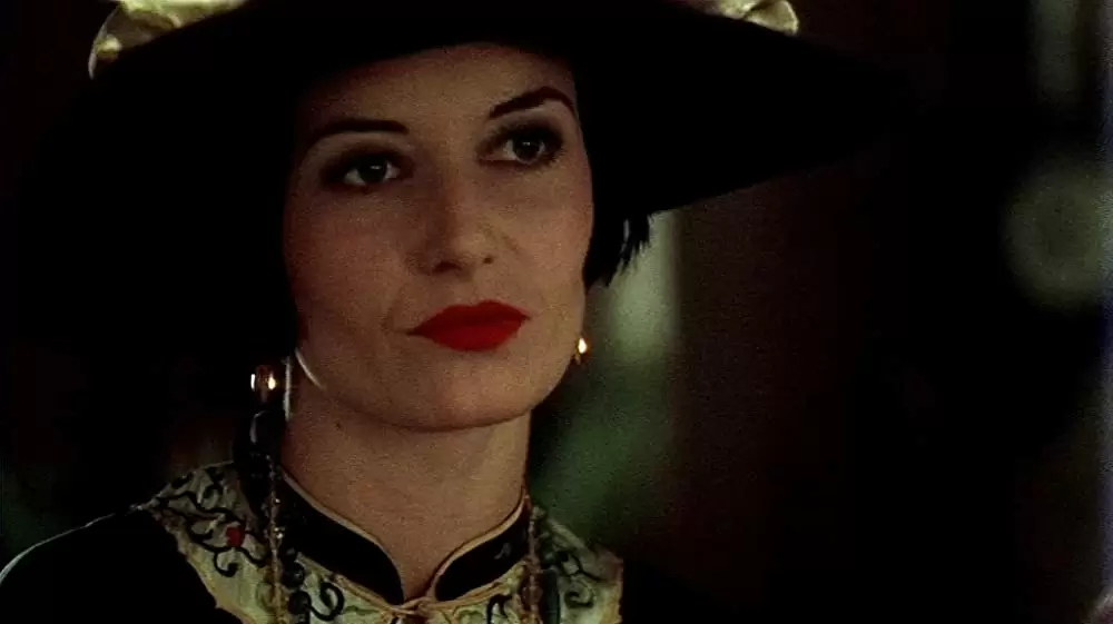 「シャドウ・オブ・ヴァンパイア」キャサリン・マコーマックの画像