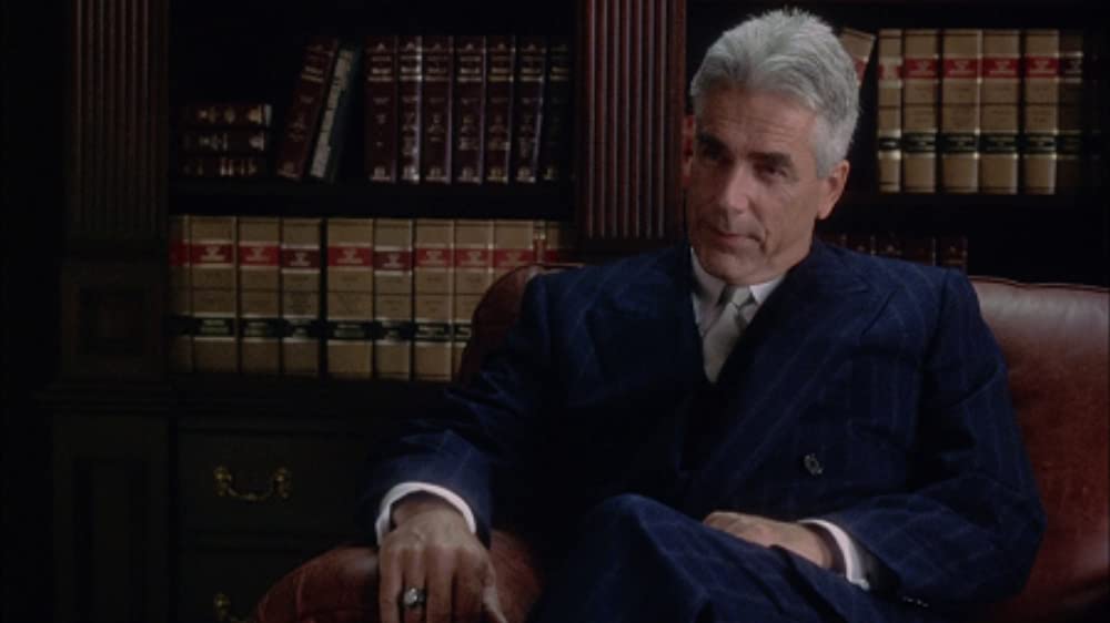 「ザ・コンテンダー」サム・エリオットの画像