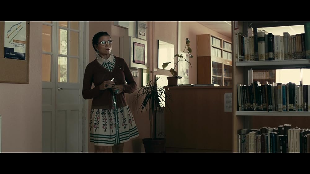 ゴースト・スクールの画像