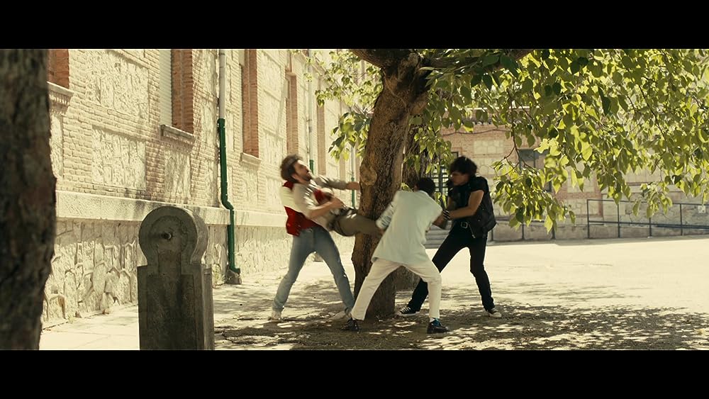 ゴースト・スクールの画像