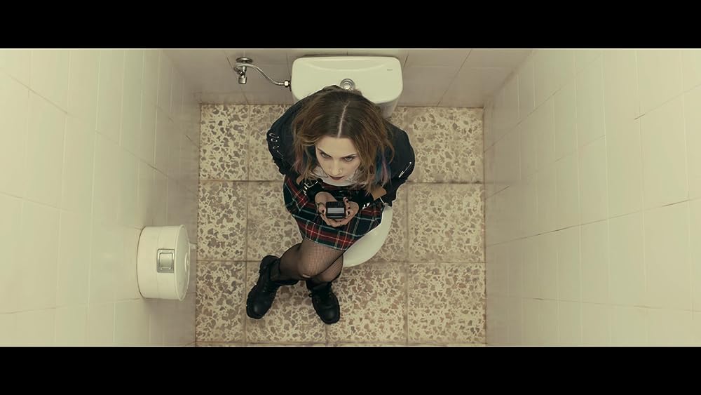 ゴースト・スクールの画像