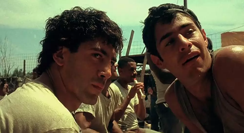 「夜になるまえに」ハビエル・バルデムの画像