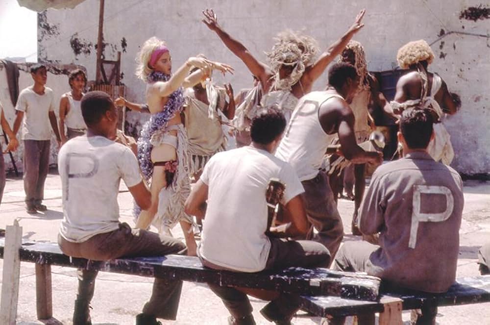 夜になるまえにの画像