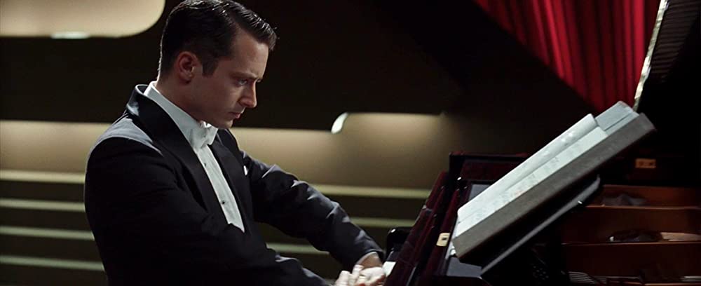 グランドピアノ 狙われた黒鍵の画像