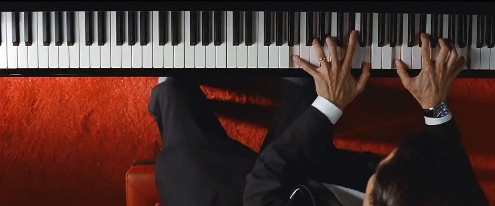 グランドピアノ 狙われた黒鍵の画像