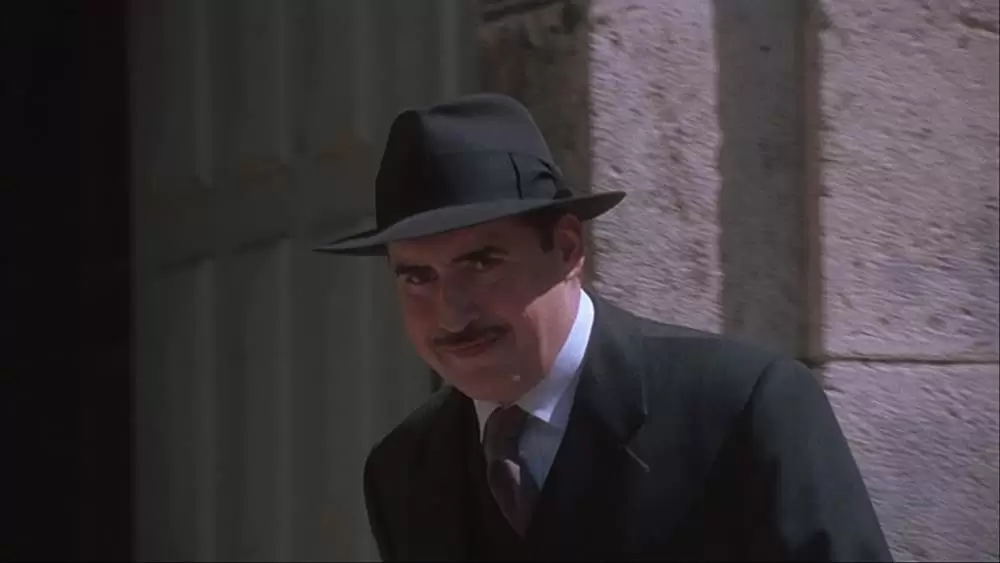 「ショコラ」アルフレッド・モリーナの画像