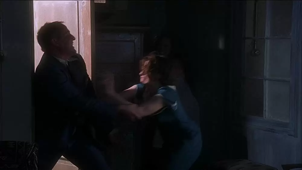 「ショコラ」ジュリエット・ビノシュ & ピーター・ストーメアの画像