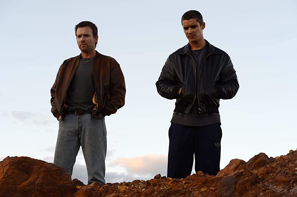 「ガンズ＆ゴールド」ユアン・マクレガー & ブレントン・スウェイツの画像