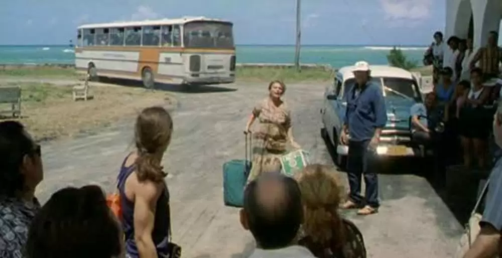 バスを待ちながらの画像