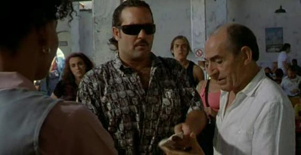 バスを待ちながらの画像