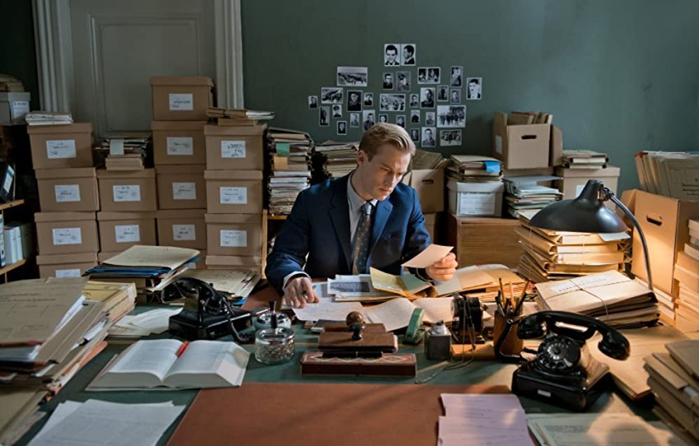 「顔のないヒトラーたち」アレクサンダー・フェーリングの画像