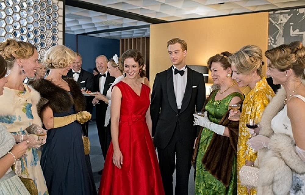 「顔のないヒトラーたち」フリーデリーケ・ベヒト & アレクサンダー・フェーリングの画像