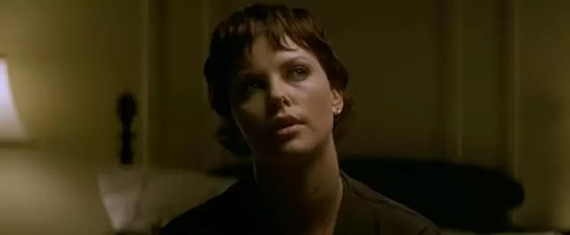 「裏切り者」シャーリーズ・セロンの画像