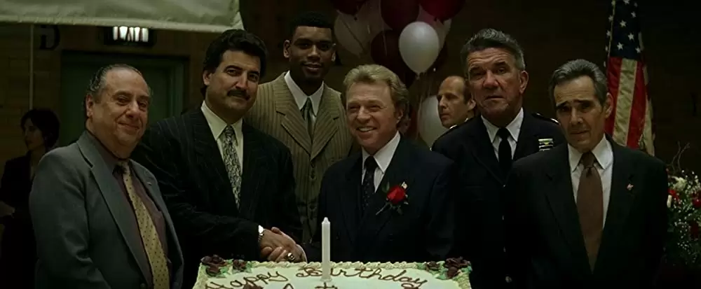 裏切り者の画像