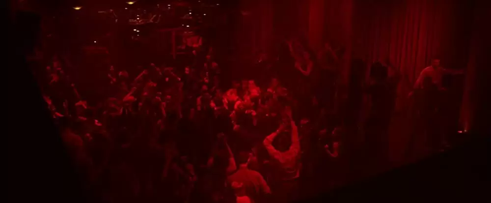 裏切り者の画像