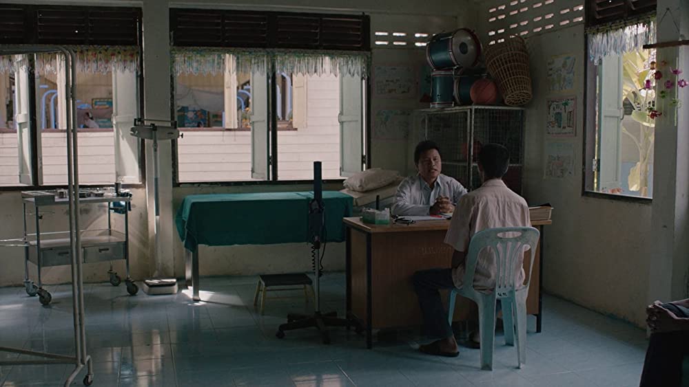 光りの墓の画像