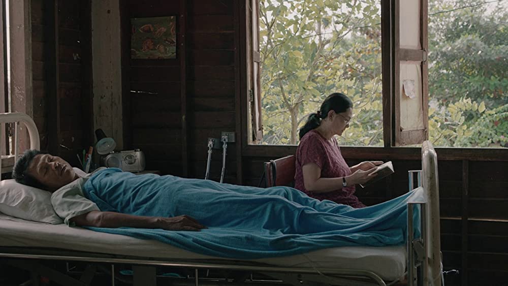 光りの墓の画像