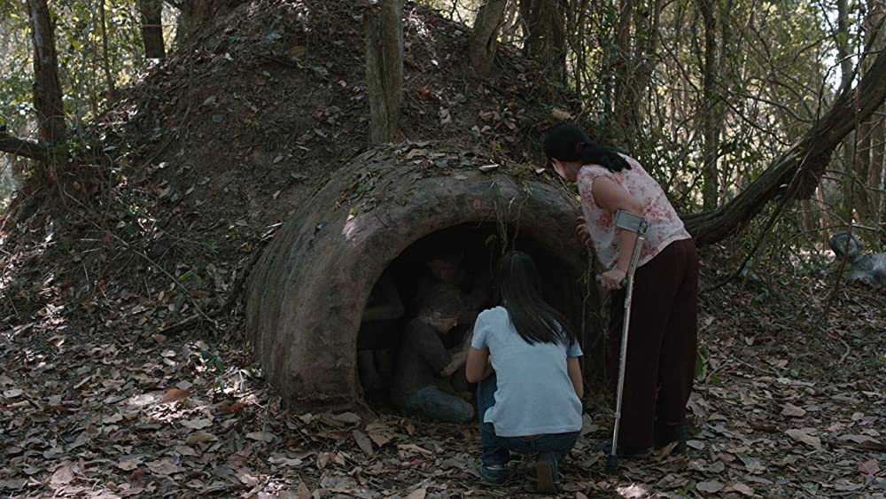 光りの墓の画像