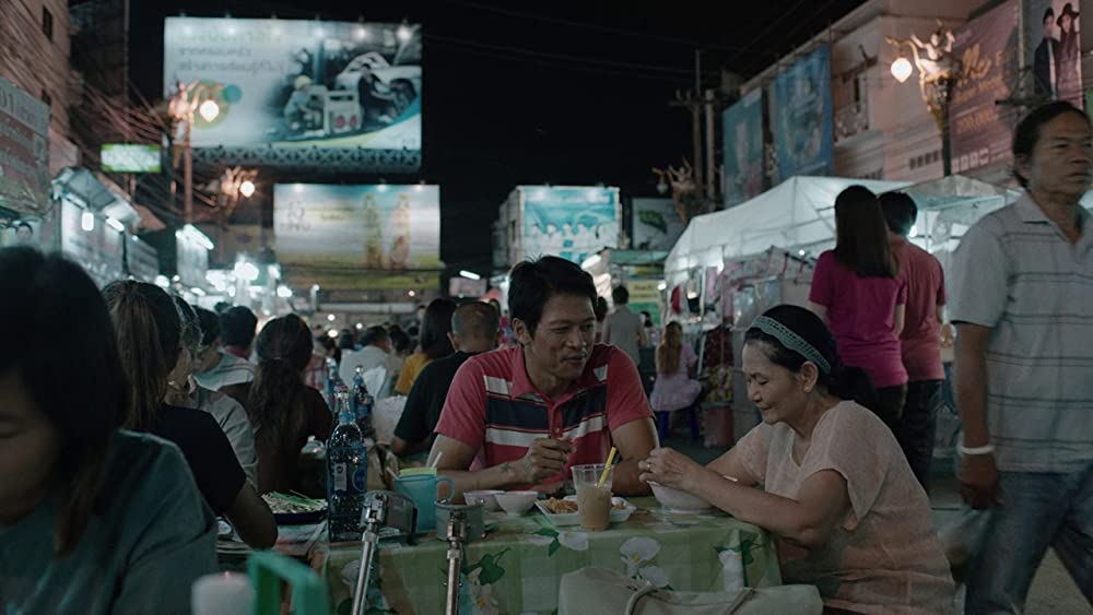 光りの墓の画像