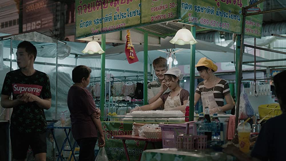 光りの墓の画像