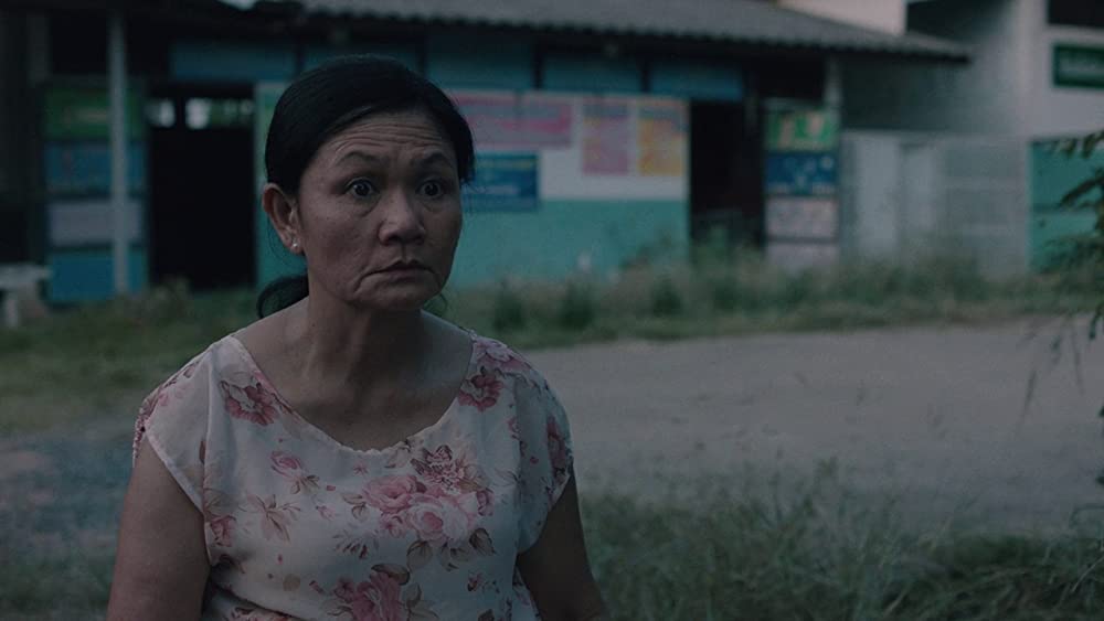 光りの墓の画像