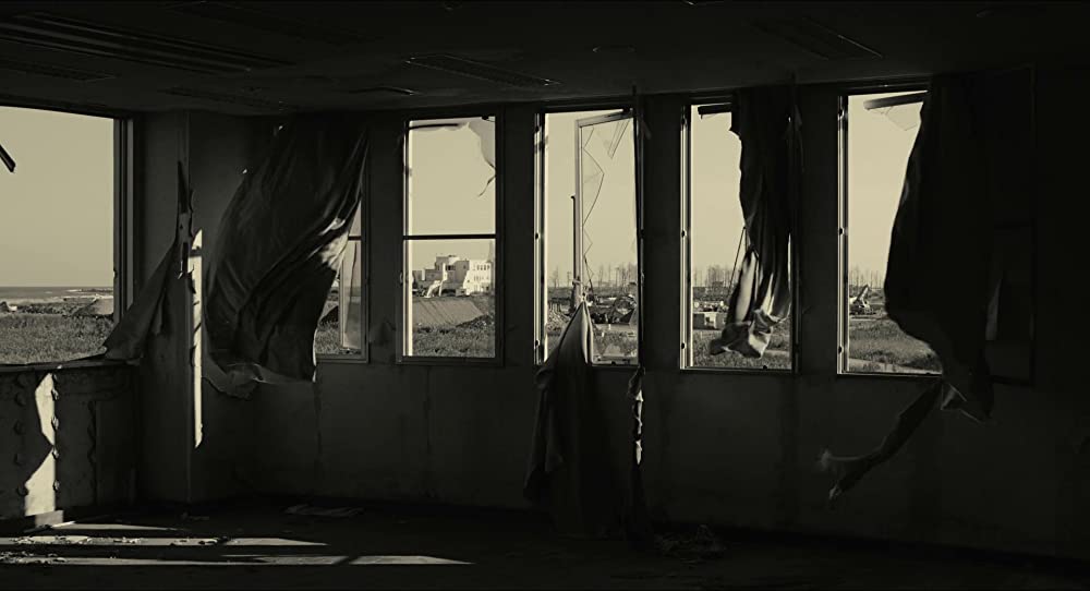 ひそひそ星の画像