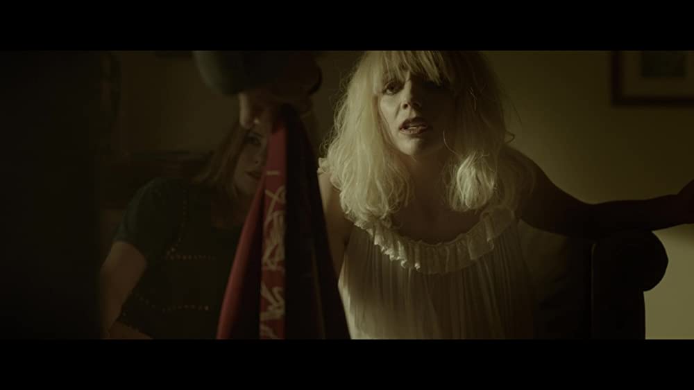 ソークト・イン・ブリーチ カート・コバーン 死の疑惑の画像