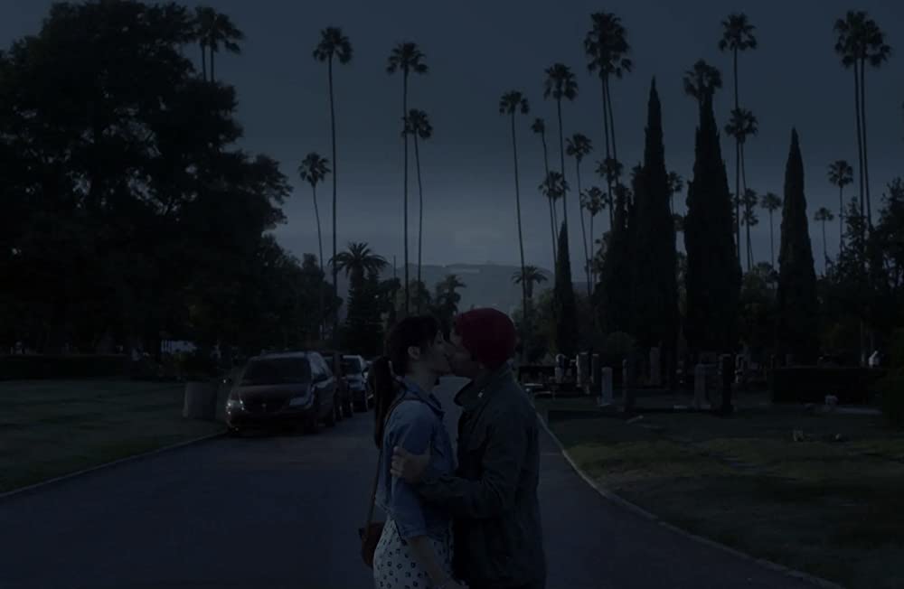 「COMET コメット」ジャスティン・ロング & Kayla Serviの画像